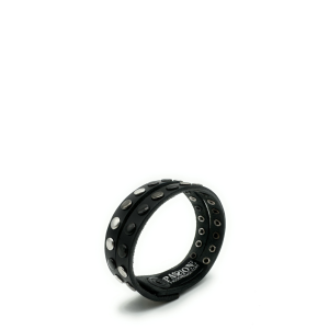 • Bracciale • Borchie argento • Nero