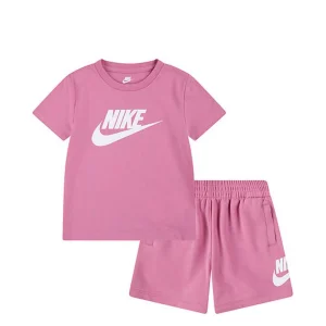 Completo maglietta a maniche corte con grafica e pantaloncino neonata