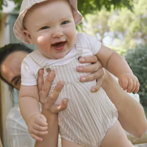 Tutina corta e cappello Riso