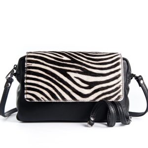 Simona – Nera Zebrata