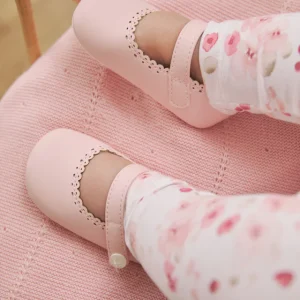 Ballerina classica neonata